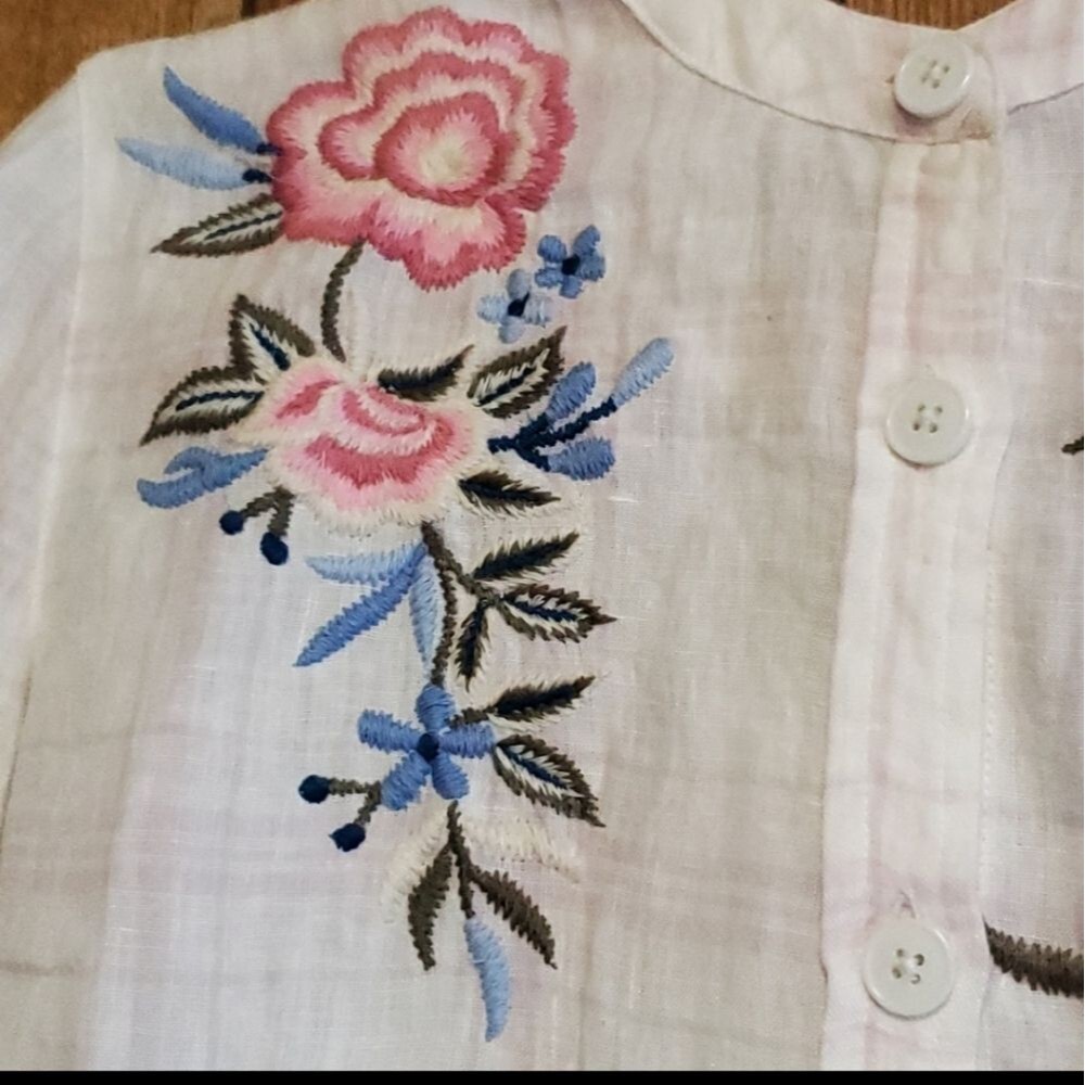 Kyla Seo | Linen Embroidered Floral Long Sleeve Blouse | Size S - Picture 8 of 10